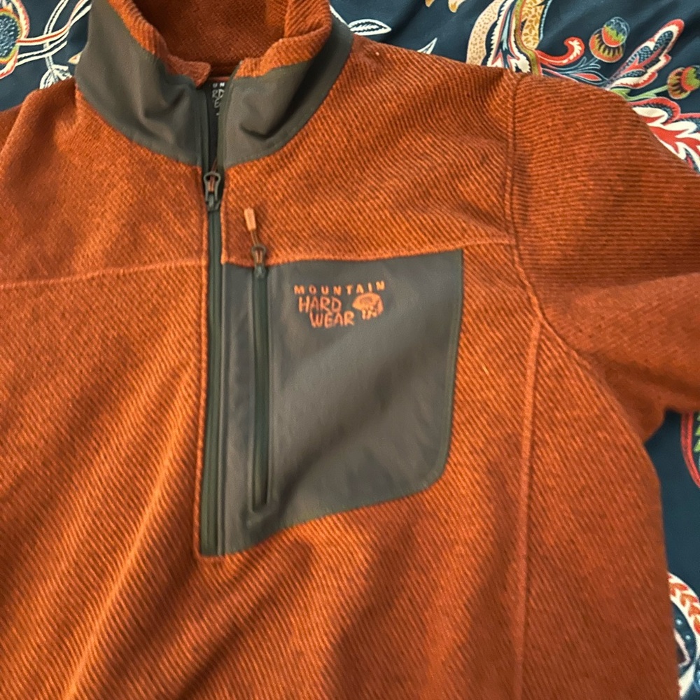 Mountain Hardware quarterback zip pullover.